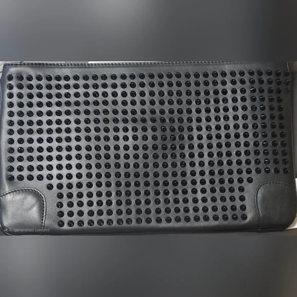Christian Louboutin Loubiposh Clutch - Picture 3 of 13